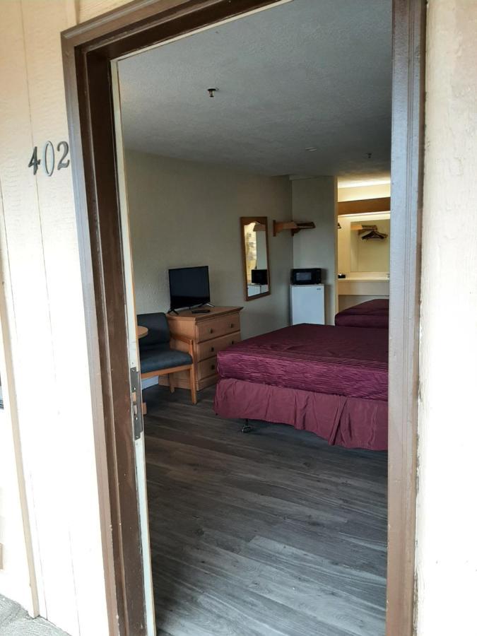 Centralia Inn Exterior photo